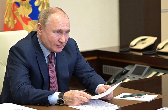 Путин уволил трёх высокопоставленных сотрудников МВД