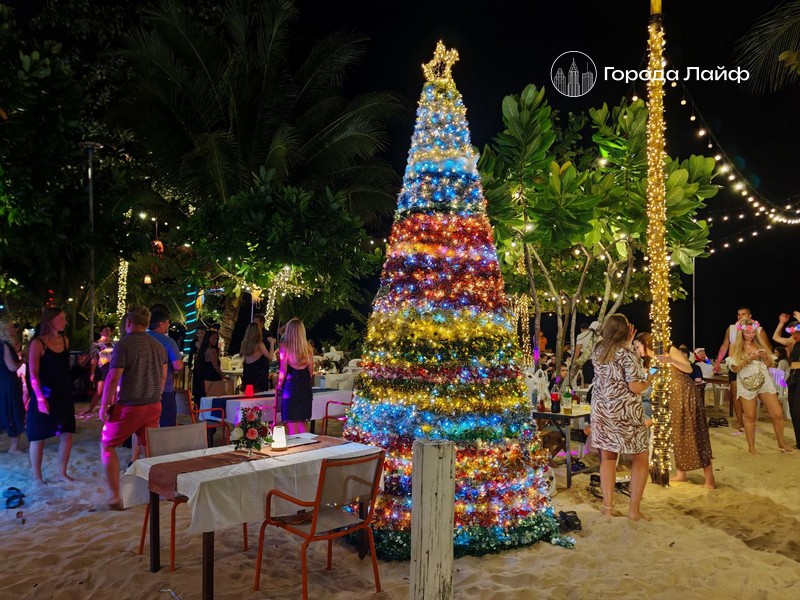 Больше не Пхукет - Анапа: Русские "захватили" часть Таиланда - везде гремят "Руки Вверх". Видео | Россияне «колонизируют» Пхукет: песни и танцы на каждом углу