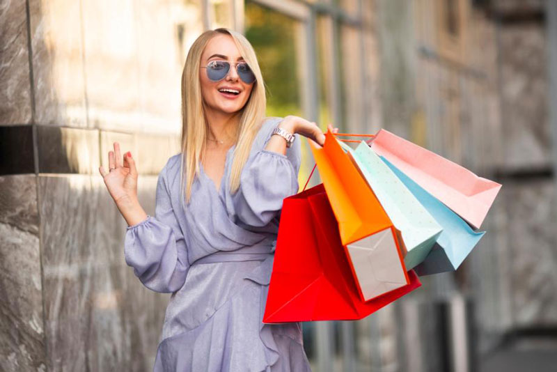 Gucci возвращается в Россию: "Зарегистрирован бренд для одежды и аксессуаров!" | Итальянская компания Gucci зарегистрировала бренд в Роспатенте